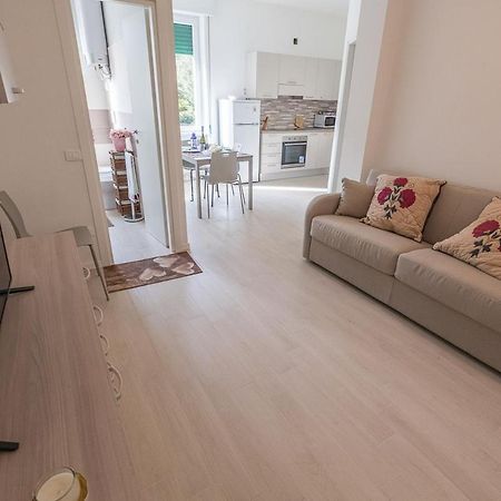 Olivia New Apt With - Ac Монтероссо-аль-Маре Экстерьер фото